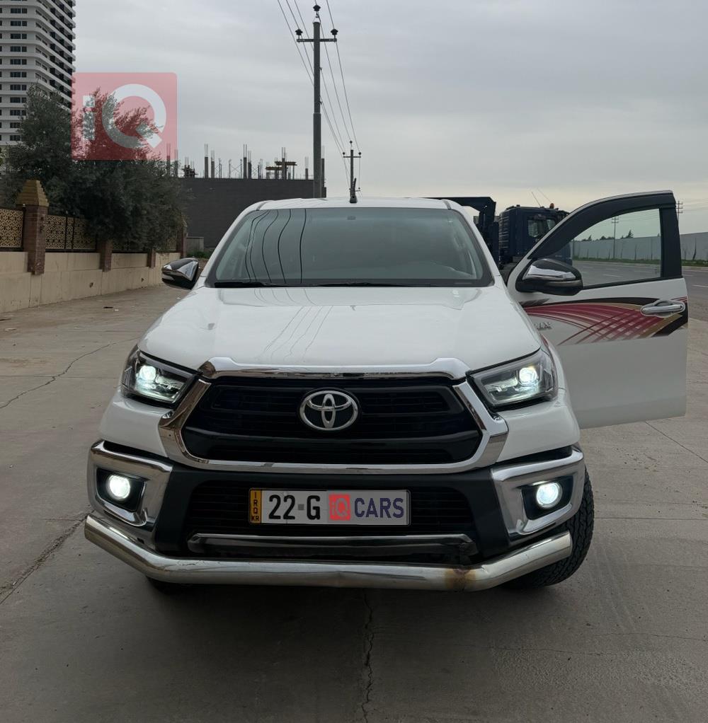 تويوتا هايلوكس